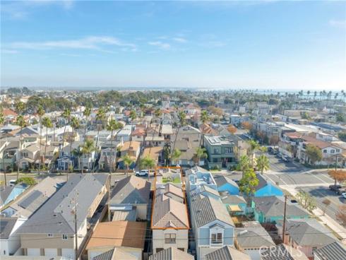 209 6th Street, Seal Beach, CA