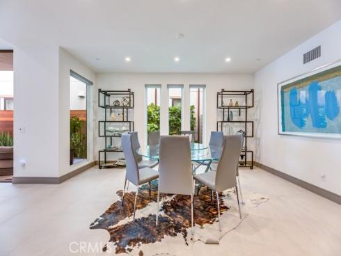 207  1st  , Seal Beach, CA