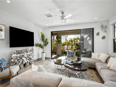 10 Ocean Place, Seal Beach, CA