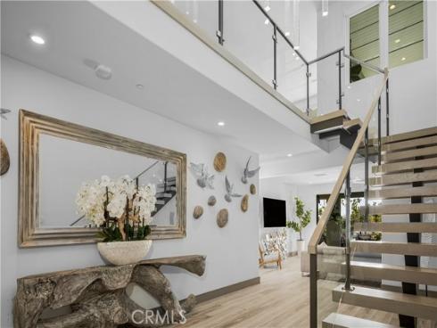 10 Ocean Place, Seal Beach, CA