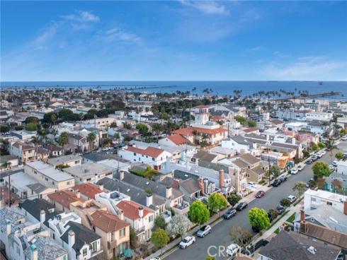 236 7th Street, Seal Beach, CA