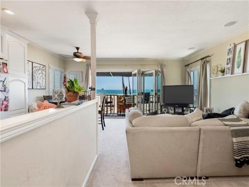 1003 Seal Way, Seal Beach, CA