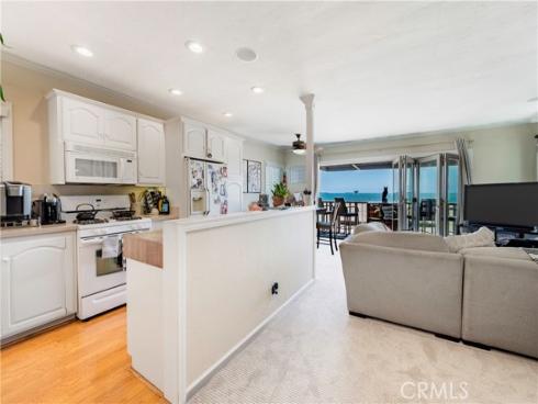 1003 Seal Way, Seal Beach, CA