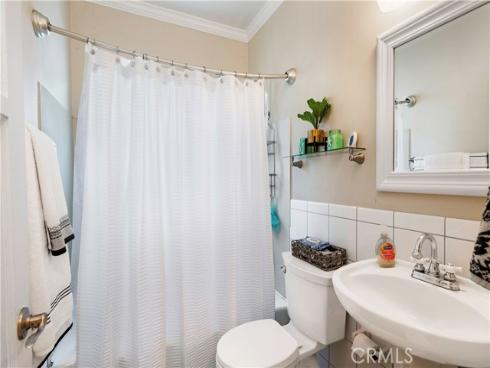 1003 Seal Way, Seal Beach, CA