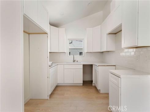 1003 Seal Way, Seal Beach, CA