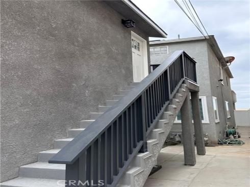 1003 Seal Way, Seal Beach, CA