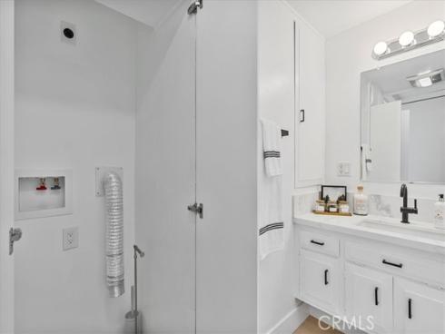 1600  Northwood Rd.  M11-275B , Seal Beach, CA