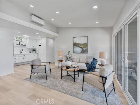 1600  Northwood Rd.  M11-275B , Seal Beach, CA