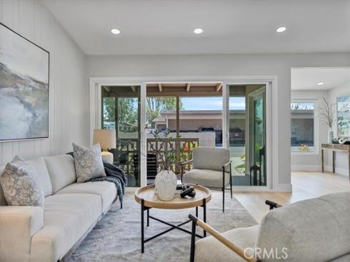 1600  Northwood Rd.  M11-275B , Seal Beach, CA