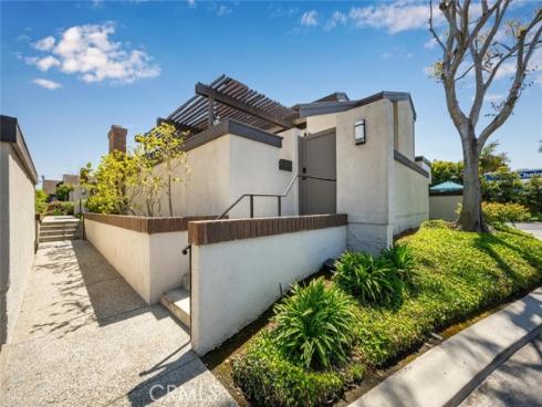 245 Old Ranch 7 Road, Seal Beach, CA