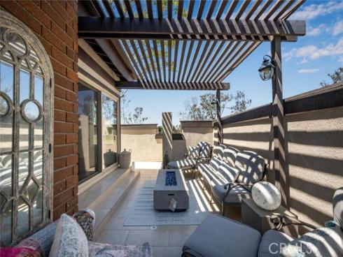 245 Old Ranch 7 Road, Seal Beach, CA