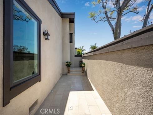 245 Old Ranch 7 Road, Seal Beach, CA