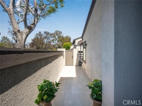 245 Old Ranch 7 Road, Seal Beach, CA