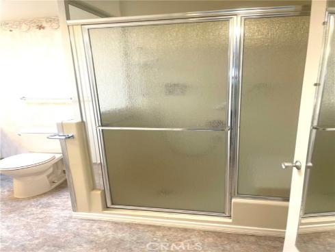 1660 Monterey 2 9F Road, Seal Beach, CA