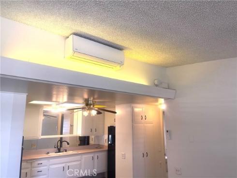 1660 Monterey 2 9F Road, Seal Beach, CA