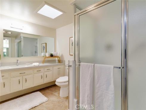 13061  Oak hill Dr  221B , Seal Beach, CA