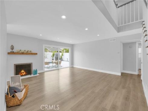 4817 Hazelnut Avenue, Seal Beach, CA