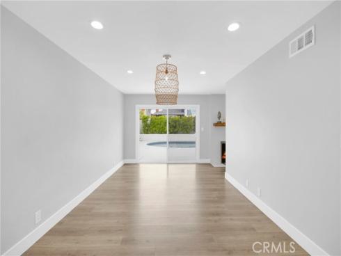 4817 Hazelnut Avenue, Seal Beach, CA