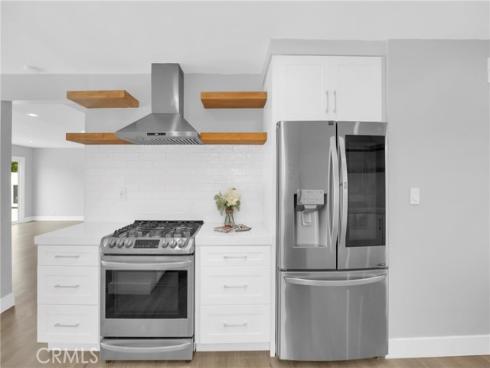 4817 Hazelnut Avenue, Seal Beach, CA