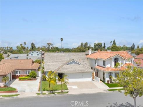 4817 Hazelnut Avenue, Seal Beach, CA