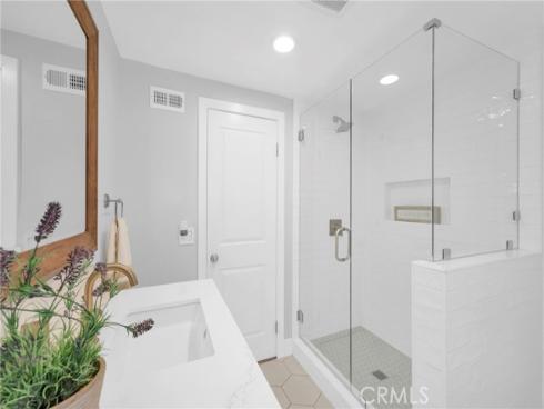 4817 Hazelnut Avenue, Seal Beach, CA