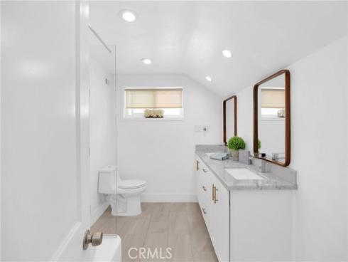 4817 Hazelnut Avenue, Seal Beach, CA