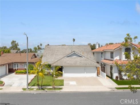 4817 Hazelnut Avenue, Seal Beach, CA