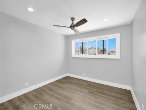 4817 Hazelnut Avenue, Seal Beach, CA