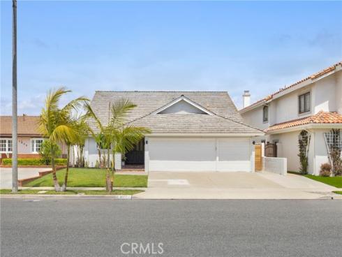 4817 Hazelnut Avenue, Seal Beach, CA