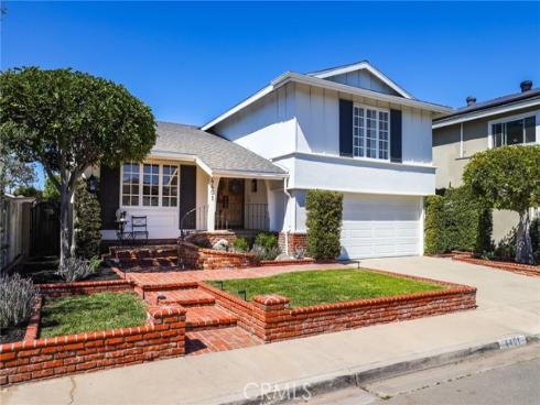 4401 Hazelnut Avenue, Seal Beach, CA