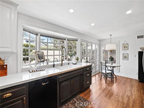 4401 Hazelnut Avenue, Seal Beach, CA