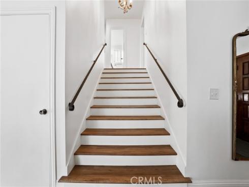 4401 Hazelnut Avenue, Seal Beach, CA