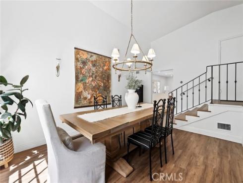 4401 Hazelnut Avenue, Seal Beach, CA