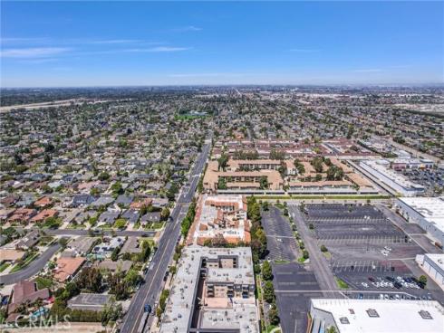 12400 Montecito 208 Road, Seal Beach, CA