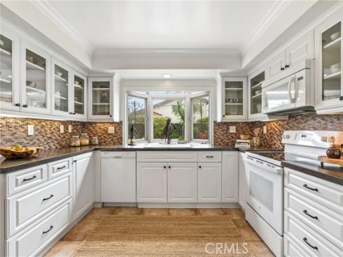 3820 Daisy Circle, Seal Beach, CA