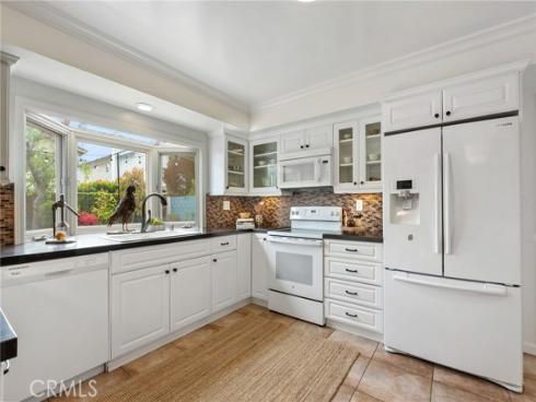 3820 Daisy Circle, Seal Beach, CA