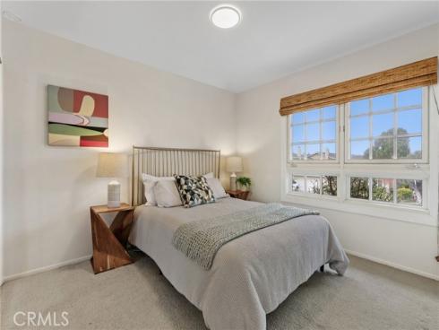 3820 Daisy Circle, Seal Beach, CA