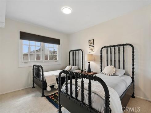 3820 Daisy Circle, Seal Beach, CA