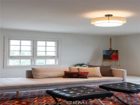 3820 Daisy Circle, Seal Beach, CA