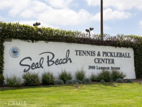 3820  Daisy   Circle, Seal Beach, CA