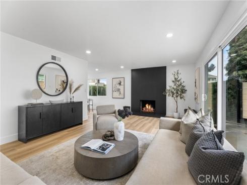 109 Loyola , Seal Beach, CA