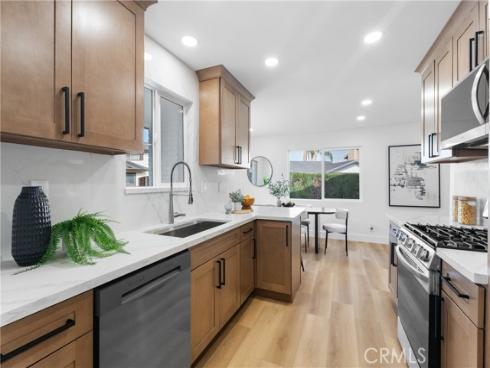 109 Loyola , Seal Beach, CA