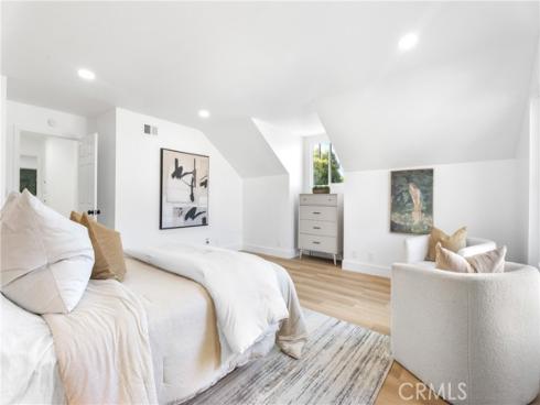 109 Loyola , Seal Beach, CA