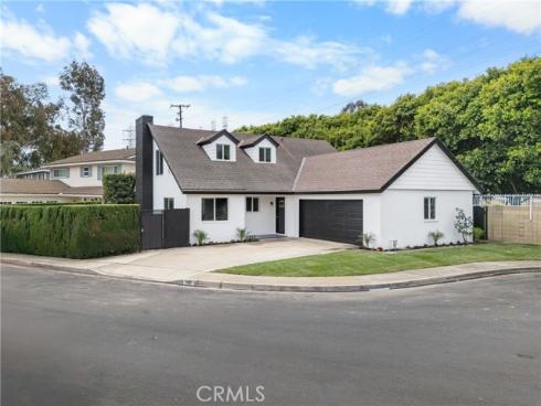 109 Loyola , Seal Beach, CA