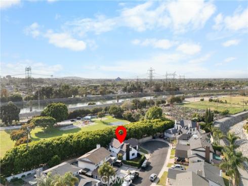 109 Loyola , Seal Beach, CA