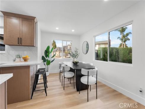 109 Loyola , Seal Beach, CA