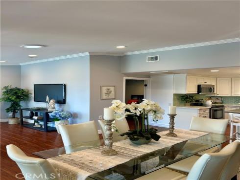 13561 Medinac Lane M5 70l , Seal Beach, CA