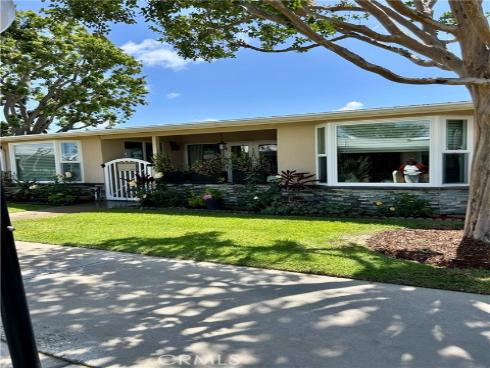 13561 Medinac Lane M5 70l , Seal Beach, CA