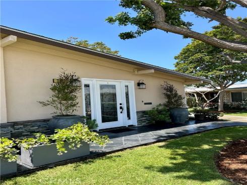 13561 Medinac Lane M5 70l , Seal Beach, CA