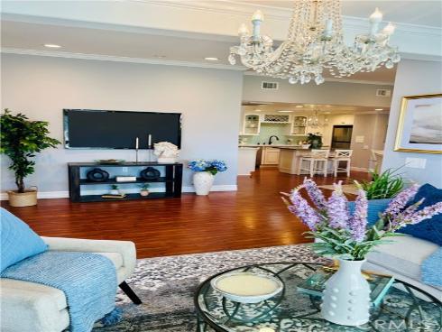 13561 Medinac Lane M5 70l , Seal Beach, CA